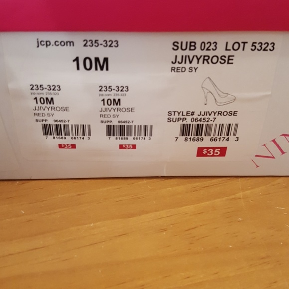 Nine and Co Red patent heels Size10m - Picture 6 of 7